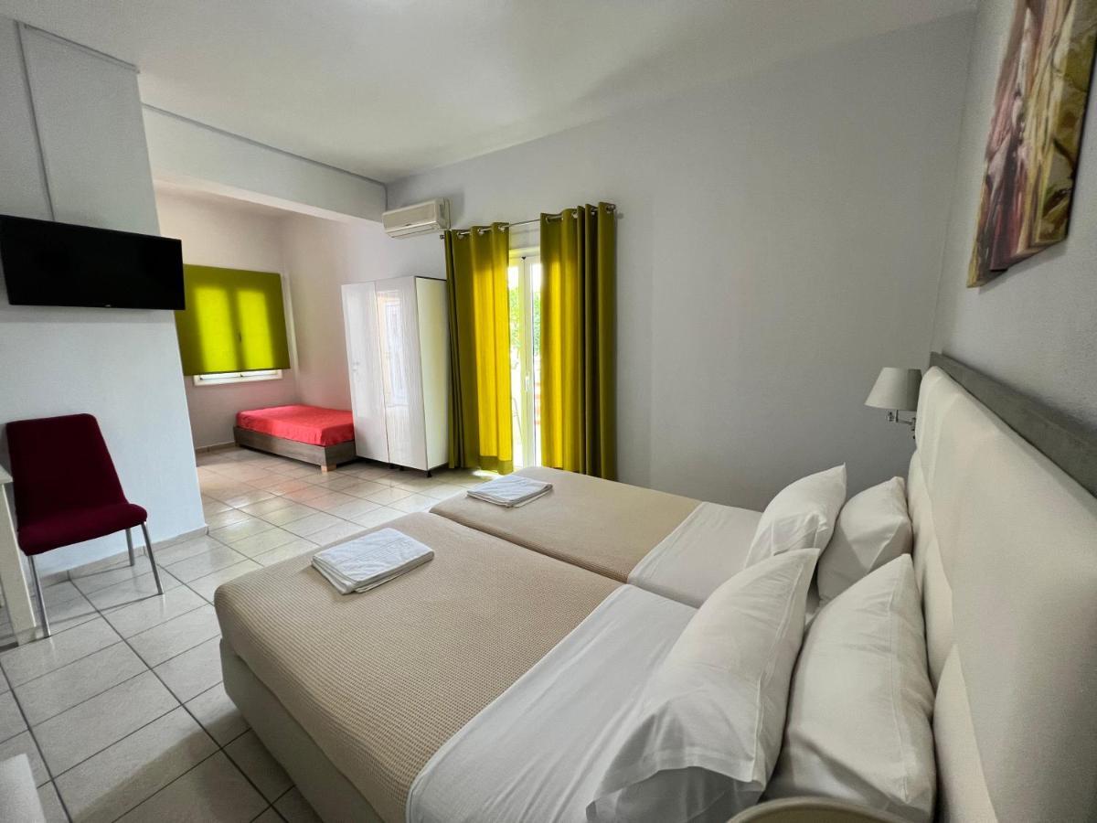 Maria Hotel Sisi Exteriör bild